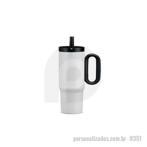 Caneca térmica personalizada - Caneca térmica em inox 304 com pintura eletrostática, alça lateral em plástico e capacidade de até 750 ml. Conta com estrutura de parede dupla e vedação a vácuo para manter a temperatura de líquidos por mais tempo. Possui tampa plástica rosqueável co