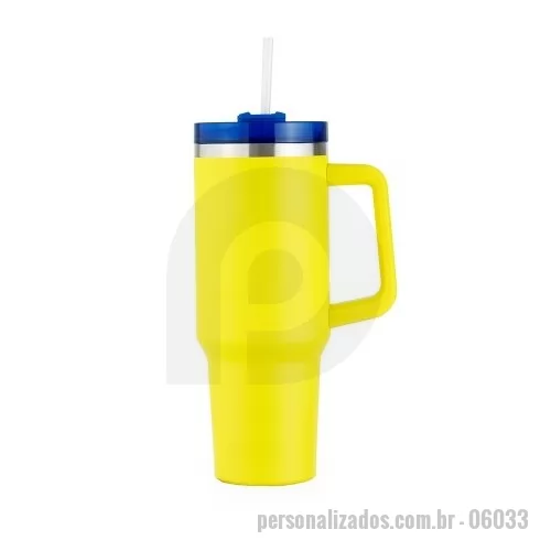Caneca térmica personalizada - Caneca térmica com capacidade de 1,2 litros feita em inox 304 com parede dupla, contém tampa acrílica rosqueável com acesso para canudo e pegador plástico. Acompanha canudo plástico.  Altura: 26,9 cm Largura: 14,9 cm Comprimento: Canudo 30,8 cm Medidas aproximadas para gravação: (CxL): 12,5 cm x 4 cm