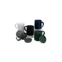 A companheira perfeita para manter bebidas na temperatura ideal por mais tempo. Feita em inox, com parede dupla e capacidade de até 300 ml, esta caneca resistente e durável, tem tampa ajustável que evita derramamentos, trazendo ainda mais praticidade