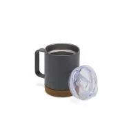 Caneca térmica de 400ml feita em inox, com fundo de cortiça, tampa com bocal e trava de segurança, oferecendo praticidade para bebidas quentes ou frias no dia a dia. O acabamento fosco em cores variadas combina com o detalhe natural da cortiça, crian