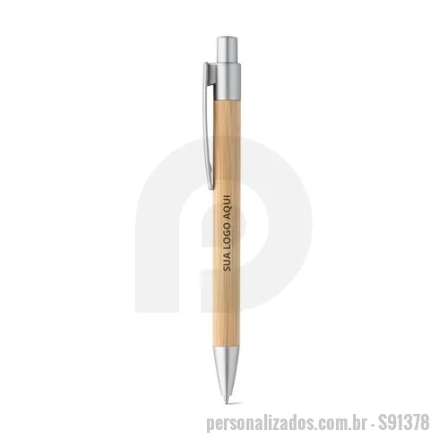 Caneta de bambu personalizada - Impressione seus clientes e colaboradores com a Esferográfica em bambu! Este brinde corporativo sustentável combina elegância e responsabilidade ambiental. Fabricada com materiais naturais, cada esferográfica possui características únicas, adicionando um toque especial à personalização. Com escrita azul, esta esferográfica é ideal para promover sua marca de forma ecologicamente correta. Disponível em diversas cores, ela é a escolha perfeita para destacar sua empresa com estilo e consciência. Dimensões: ø11 x 142 mm. Faça a diferença com a Esferográfica em bambu!