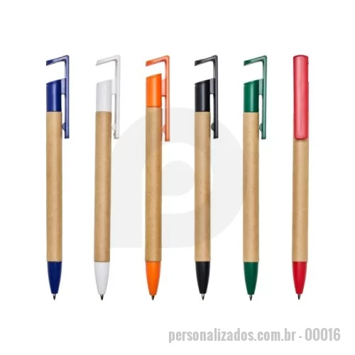 Caneta ecológica personalizada - Descrição: Caneta de papelão com suporte para celular, carga esferográfica azul 0,8 mm e acionamento por clique.    Largura :  1,5 cm  Comprimento :  14,7 cm  Medidas aproximadas para gravação (CxL):  8,5 cm x 0,5 cm