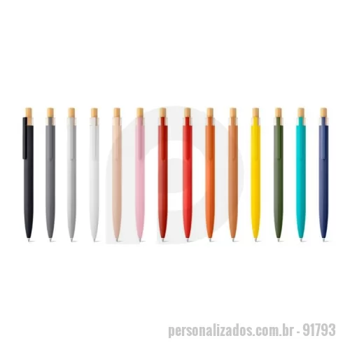 Caneta metálica personalizada - Esferográfica com corpo em alumínio 100% reciclado, topo em 100% rPET, botão em bambu e clipe de metal. Escrita em azul. A cor e o resultado da impressão nos materiais naturais pode variar entre produtos. ø10 x 140 mm