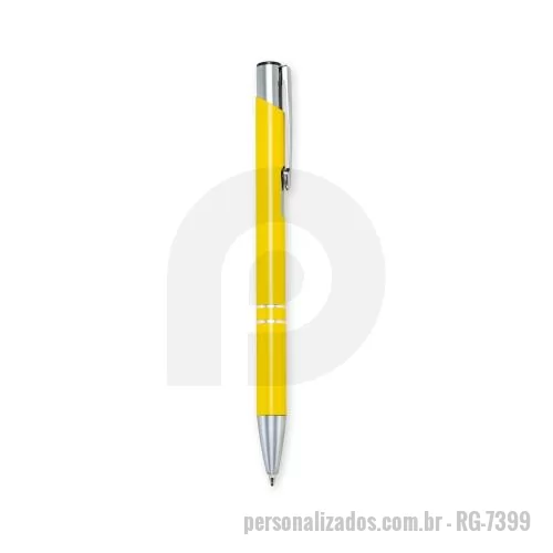Caneta metálica personalizada - Caneta metálica com detalhe em plástico próximo à ponteira. Possui acionamento por clique e carga esferográfica azul de 1,0mm.