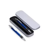Conjunto de caneta e lapiseira metálicas, escrever será uma experiência ainda mais sofisticada e elegante. O estojo em metal que as acomoda, possui revestimento em espuma para evitar riscos. A caneta possui carga esferográfica azul de 1.0mm, com acionamento por clique, já a lapiseira possui grafite 0.7mm.