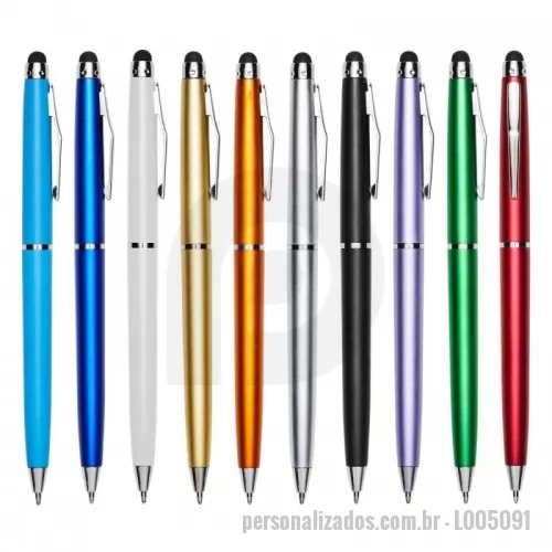 Caneta touch personalizada - Caneta plástica touch screen com acionamento por rotação e carga esferográfica azul 1mm.  Largura :  1,3 cm  Comprimento :  13,6 cm  Medidas aproximadas para gravação (CxL):  4,9 cm x 0,7 cm  Peso aproximado (g):  6  AZUL CLARO	AZUL ESCURO	BRANCO	CHAMPAGNE LARANJA	PRATA	PRETO	ROXO VERDE	VERMELHO	 