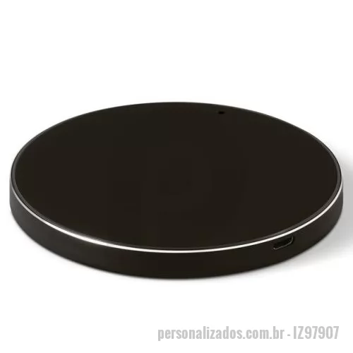 Carregador de celular personalizado - Carregador por indução (wireless) super-rápido em ABS 100% reciclado e alumínio 100% reciclado. Com entrada USB-C e potência de carregamento máxima de 15W. Incluso cabo USB-C para carregar. Fornecido em caixa presente de papel kraft reciclado. Carregador: ø100 x 9 mm | Cabo: 1000mm