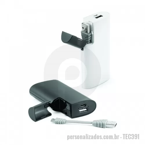 Carregador portátil USB personalizado - Com o Power Bank TEC391 a bateria do Smartphone terá uma durabilidade muito maior!  Pequeno e potente, ele pode ser transportado com facilidade para qualquer lugar. Está procurando novidade e tecnologia? Esse Power Bank é a escolha certa para presentear clientes e colaboradores!     -      Bateria portátil. ABS. Bateria polímero de lítio. Capacidade: 4.000 mAh. Tempo de vida ? 500 ciclos. Entrada 5V/1A e saída 5V/1A. 1 porta USB. Incluso cabo USB/micro USB para carregar a bateria. Fornecido em caixa presente. 102 x 52 x 22 mm. ABS. Bateria polímero de lítio. Capacidade: 4.000 mAh. Tempo de vida ? 500 ciclos. Entrada 5V/1A e saída 5V/1A. 1 porta USB. Incluso cabo USB/micro USB para carregar a bateria. Fornecido em caixa presente. 102 x 52 x 22 mm
