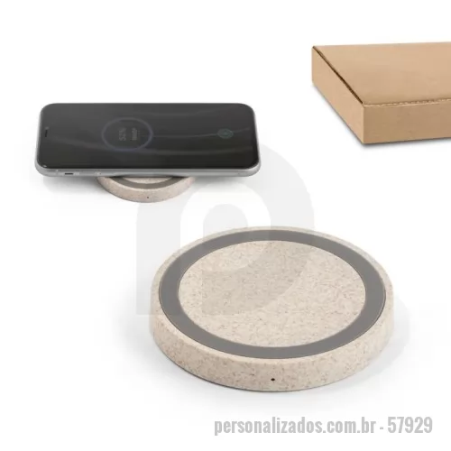 Carregador Wireless personalizado - Carregador wireless super rápido em fibra de palha de trigo e ABS. A potência de carregamento máxima de 15W permite carregamento super rápido. A base contém um círculo em silicone para que o equipamento não se mova enquanto carrega. Porta de entrada USB-C e incluso cabo USB-C de 1 m. Fornecido em caixa presente de papel kraft. ø70 x 10 mm