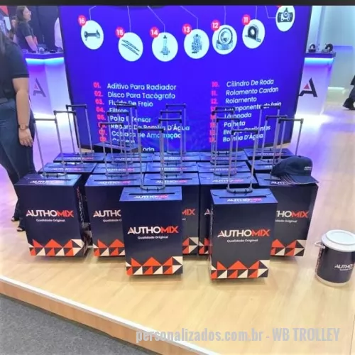 Carrinhos para feiras e eventos personalizado - Carrinhos para feiras e eventos em papelão microondulado