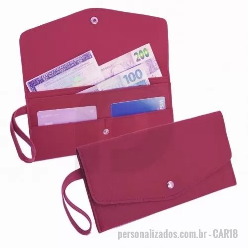 Carteira personalizada - Carteira Feminina – CAR18 pode ser confeccionada em couro ou sintético nobre diversas opções de materiais e cores (modelo da foto principal foi produzido no sintético Prada vinho). Compartimento para cartões, dinheiro e documentos. Fechamento por dois botões de pressão níquel. Personalização com gravação em baixo relevo ou silkscreen 1 cor.
