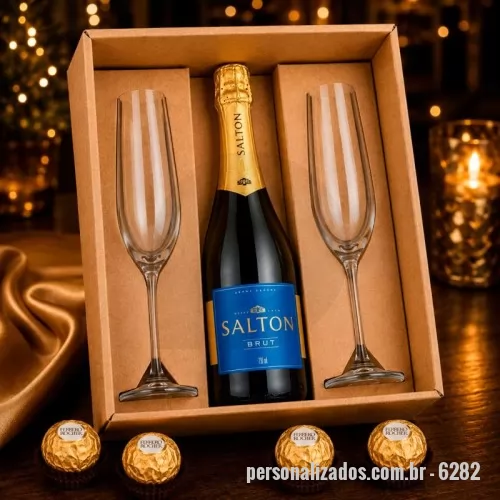 Champanhe espumante personalizado - Kit Salton Festa com 2 taças de vidro para champanhe, espumante Salton e 3 bombons Ferrero Rocher. Acompanha caixa para presente assinada Youdu.