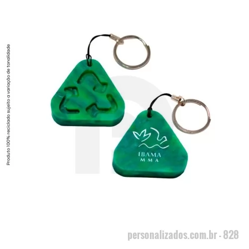 Chaveiro ecológico personalizado - Green Plasticaria, fabricado 100% com plástico reciclado, produto inovador e eco sustentável, medindo 4,9x4,5cm, a escolha ideal para o meio ambiente e para adequação às estratégias corporativas de ESG.