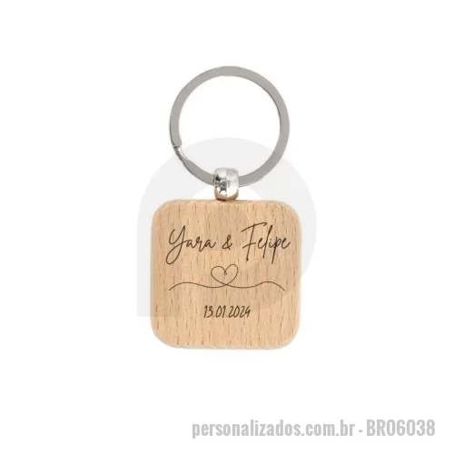 Chaveiro MDF personalizado - Chaveiro em madeira com formato quadrado.
