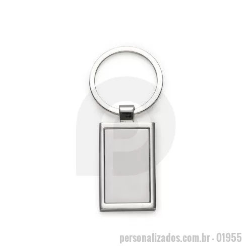 Chaveiro metálico personalizado - Chaveiro de metal retangular com chapa central, verso liso.  Medidas aproximadas para gravação: (CxL): 3,6 cm x 2,1 cm Tamanho: (CxL): 8 cm x 3,4 cm