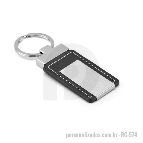 Chaveiro metálico personalizado - Chaveiro em c. sintético e metal. Fornecido em caixa presente de papel kraft reciclado.