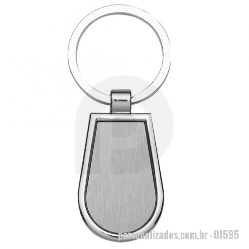 Chaveiro personalizado - Chaveiro de metal formato gota com chapa central, verso liso.  Medidas aproximadas para gravação (CxL):  3,7 cm x 2 cm  Tamanho total aproximado  (CxL):  7,8 cm x 3,3 cm  Peso aproximado (g):  25