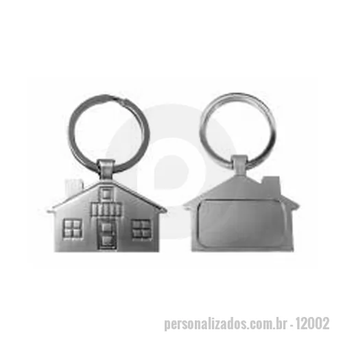 Chaveiro personalizado - Chaveiro metal fosco formato casa. Parte frontal com desenho em relevo das janelas e portas, verso com um retângulo no centro ideal para personalização.