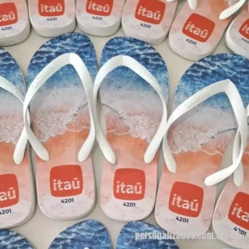 Chinelo personalizado - Personalize seus passos, marque sua história! Nossas Havaianas personalizadas recebem estampas exclusivas  na sola, perfeitas para casamentos, eventos corporativos ou para expressar seu estilo. Conforto, qualidade e personalização em um só produto!
