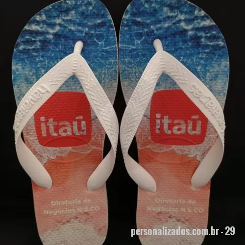 Chinelo personalizado - Personalize seus passos, marque sua história! Nossas Havaianas personalizadas recebem estampas exclusivas  na sola, perfeitas para casamentos, eventos corporativos ou para expressar seu estilo. Conforto, qualidade e personalização em um só produto! Etiquetas emborrachadas nas correias são cobradas a parte.
