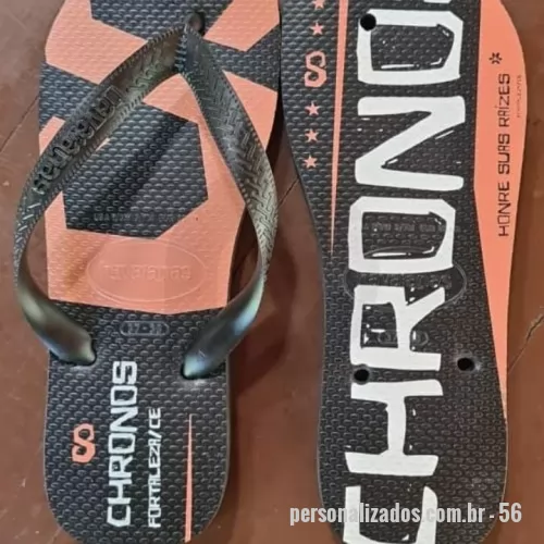 Chinelo personalizado - Personalize seus passos, marque sua história! Nossas Havaianas personalizadas recebem estampas exclusivas  na sola, perfeitas para casamentos, eventos corporativos ou para expressar seu estilo. Conforto, qualidade e personalização em um só produto! Etiquetas emborrachadas nas correias são cobradas a parte.