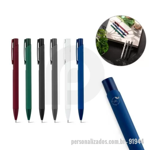 Clipe personalizado - Esferográfica em alumínio 100% reciclado, com acabamento em borracha. Escrita em azul at&eacute, 1.5 km. ø10 x 136 mm