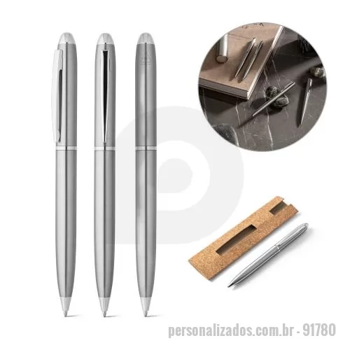 Clipe personalizado - Clipe Personalizado - 91780 - Esferográfica com corpo em aço inox 53% reciclado. A esferográfica tem clipe, mecanismo twist e escrita em preto até 1.5 km. Fornecida numa bolsa presente de cortiça. Esferográfica: ø11 x 137 mm| Bolsa: 155 x 40 mm - 179451 - Clipe