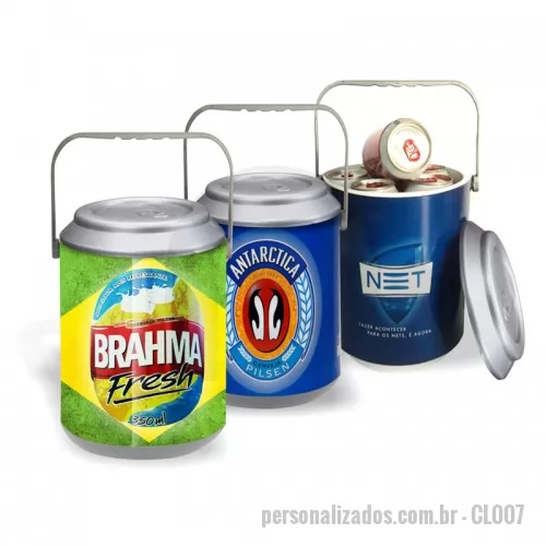 Cooler personalizado - Precisa escolher um brinde para seu Parceiro, Cliente ou Funcionário que seja útil e tenha um ótimo espaço para estampar sua logomarca associando-a a Bem Estar, Diversão, Praia, Laser ou Esporte ?  O Cooler estampado com capacidade para 10 latas é a opção para o sucesso da sua campanha!  * Ótimo espaço para destacar sua logomarca * Impressão Digital a prova d água * Tampa preta ou branca.  Perfeita para conservar temperatura de produtos com muito estilo. Ideal para divulgar a marca da empresa em eventos corporativos, esportivos e campanhas de marketing.  As principais vantagens da implementação de Cooler promocionais personalizadas são: * Disseminação * Fixação e fidelização da marca * Grande utilidade no dia a dia do beneficiado * Vantagem competitiva