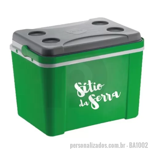 Cooler personalizado - Caixa térmica 22L fabricada com matéria prima pura virgem e atóxica. Laudo de pureza e atoxidade podem ser fornecidos. Com isolamento em EPS placas de 15mm e 16mm. Disponível em várias cores. Gravação da logomarca em 1 cor já inclusa.