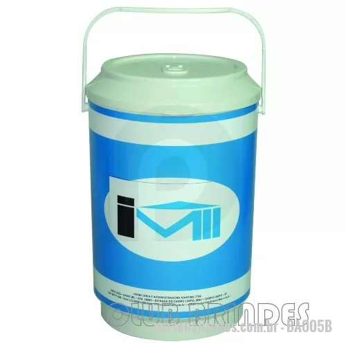 Cooler personalizado - Cooler promocional com capacidade para 08 latas, com alça fixa e isolante térmico. Gravação da logomarca através de adesivo com impressão digital .