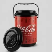 Cooler Térmico 10 Latas personalizado, perfeito para brindes corporativos, campanhas promocionais e eventos. Com maior capacidade e ampla área para personalização, mantém as bebidas geladas por mais tempo e garante destaque para a sua marca em diversos momentos do dia a dia. 