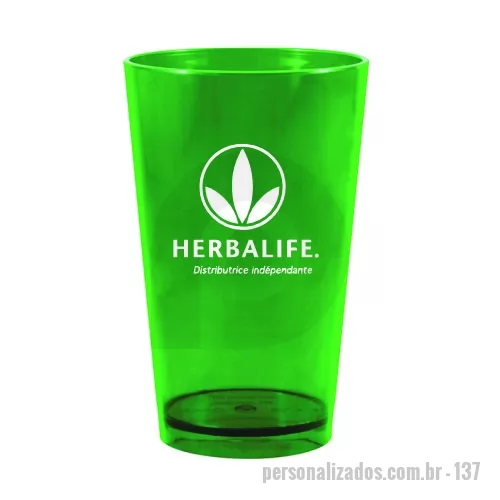 Copo Acrílico personalizado - Capacidade para 320ml. Design moderno e acabamento impecável, o Copo Cancun é feito em Plástico Premium (PS), atóxico, com parede de 2mm de espessura que garante um produto robusto de alta qualidade, transparência impecável e cores vibrantes.