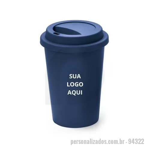 Copo bucks personalizado - O Copo de Viagem em PP é prático e funcional, ideal para acompanhar você no trabalho, passeios ou atividades ao ar livre. Produzido em polipropileno (PP), possui tampa segura e corpo resistente, garantindo durabilidade e conforto no uso diário. Com capacidade de até 450 mL, é certificado com EU Food Grade, assegurando qualidade e segurança alimentar. Um brinde corporativo versátil e moderno, que pode ser personalizado em Silk Screen (1 cor), destacando sua marca de forma elegante e impactante.  Dimensões:  ø90 x 135 mm