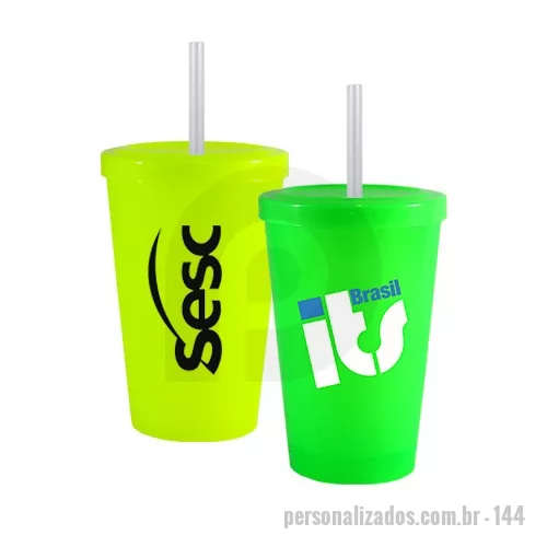 Copo com Canudo personalizado - Capacidade para 320ml. Copo feito em Plástico Premium (PP), atóxico, resistente, acabamento impecável, cores vibrantes, pode ser levado ao microondas e máquina de lavar louça. Acompanha tampa e canudo.