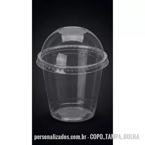 Copo com tampa personalizado - Copo com tampa bolha: Copo plástico transparente com tampa bolha. Proporciona excelente visualização do conteúdo e valoriza a apresentação do produto. Fechamento prático e seguro. Consulte os tamanhos disponíveis.
