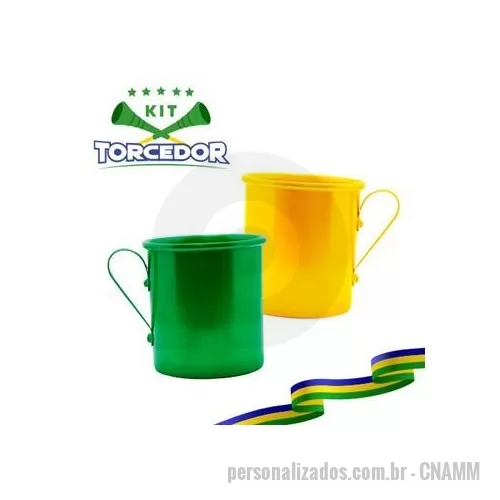 Copo de alumínio personalizado - Caneca Moscow Mule 350 ml Alumínio personalizado -Fantastic Brindes Material: Alumínio Capacidade: 350 ml Medidas: 8 cm de diâmetro boca , 7,2 cm de diâmetro base e 8,5 cm de altura Peso: 37 gramas Embalado em saco plástico individual Opção para pers