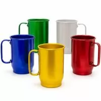Caneca 600 ml Alumínio personalizado -Fantastic Brindes Material: Alumínio Capacidade: 600 ml Medidas: 8,7 cm de diâmetro boca , 6,7 cm de diâmetro base e 12,5 cm de altura Peso: 59 gramas Embalado em saco plástico individual Opção para personalizaçã