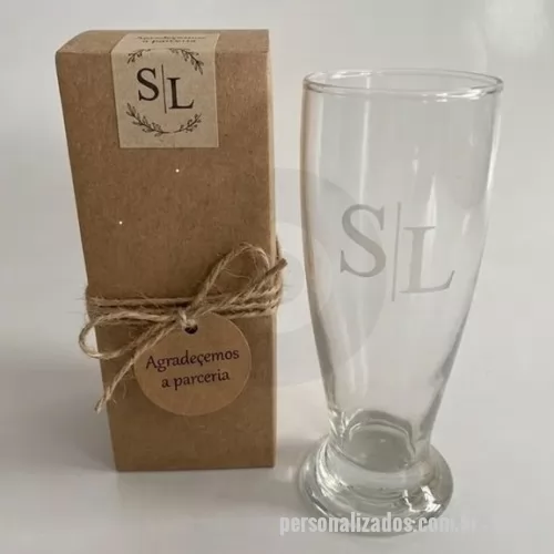Copo de cerveja personalizado - Copo de cerveja modelo Munich, personalizado na técnica de jateamento (somente no fosco, não tem cor) Embalagem caixa kraft, etiqueta  e rami e tag