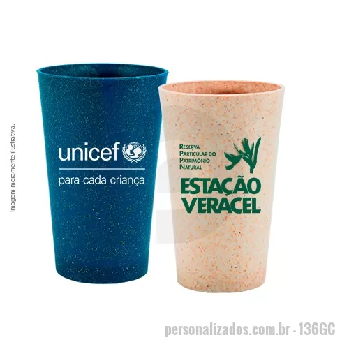 Copo ecológico personalizado - Capacidade para 320 ml. Copo sustentável feito com 50% de fibra de madeira e 50% de Plástico Premium (PP), reduzindo a quantidade de plástico e reaproveitando resíduos renováveis. Cores inovadoras, design moderno e acabamento impecável, feito em material atóxico e resistente ao micro-ondas e máquina de lavar.