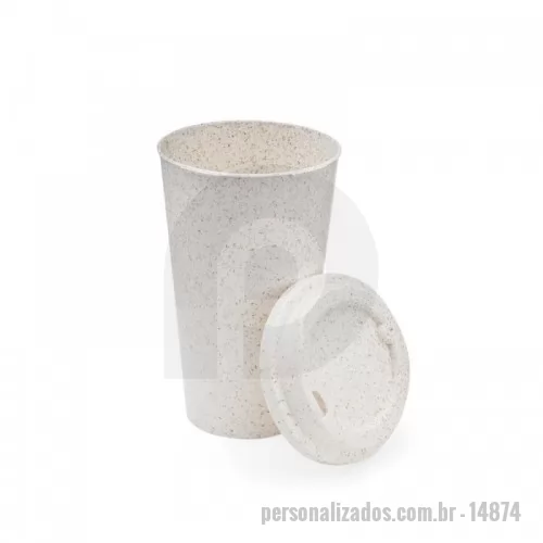 Copo ecológico personalizado - Copo fibra de arroz com capacidade de 550ml. Feito em polipropileno atóxico, o copo possui tampa rosqueável com bocal.  Altura :  15,8 cm  Largura :  9,4 cm  Circunferência :  27,2 cm  Medidas aproximadas para gravação (CxL):  12 cm x 4 cm  Tamanho total aproximado  (CxL):  Diâmetro: 8,5 cm  Peso aproximado (g):  58