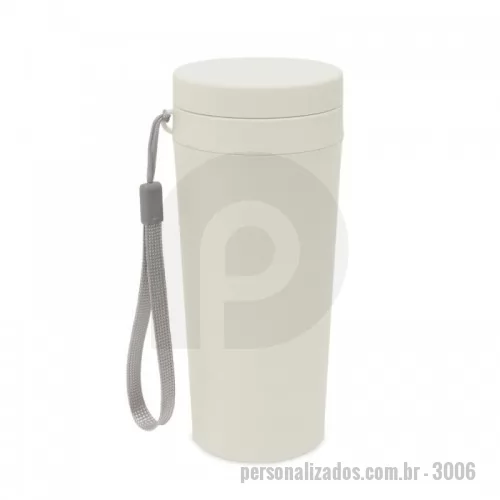 Copo ecológico personalizado - Copo fibra de bambu 350ml com parede dupla e alça. Copo produzido em Polipropileno livre de BPA, possui uma tampa de vedação rosqueável e alça de nylon (removível) para transporte. Conserva a temperatura interna durante um período de 1 à 2 horas, mas não dispõe de isolamento térmico. O copo pode ser levado a lava-louças, geladeira e micro-ondas.