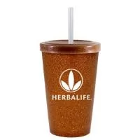 Capacidade para 320ml. Copo sustentável feito com 50% de fibra de coco ou madeira e 50% de Plástico Premium (PP), design moderno e acabamento impecável, feito em material atóxico e resistente ao micro-ondas e máquina de lavar louças. Acompanha tampa e canudo.