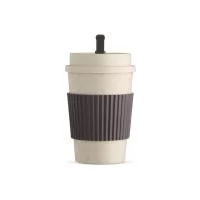 Copo em fibra de trigo livre de BPA, capacidade para até 450ml e tampa rosqueável com bocal. Acompanha mexedor e manga antiderrapante.