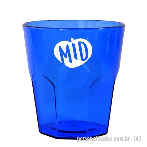 Copo personalizado - Capacidade para 300ml. Design moderno e acabamento impecável, o Copo Mini Roma é feito em plástico Plástico Premium (PS) Cristal atóxico. A transparência deixa o produto mais moderno e elegante. Parede espessa resultando em um produto robusto de alta qualidade.
