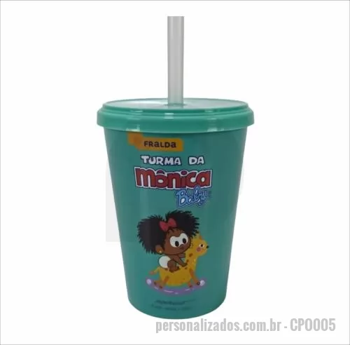 Copo personalizado - Copo com capacidade de 350 ml produzido em polipropileno, com peso aproximado de 26 gramas, altura de 10,6 cm, diâmetro da boca de 7,5 cm e base de 6,0 cm, acompanhado de tampa e canudo que proporcionam melhor vedação e praticidade no consumo de bebi