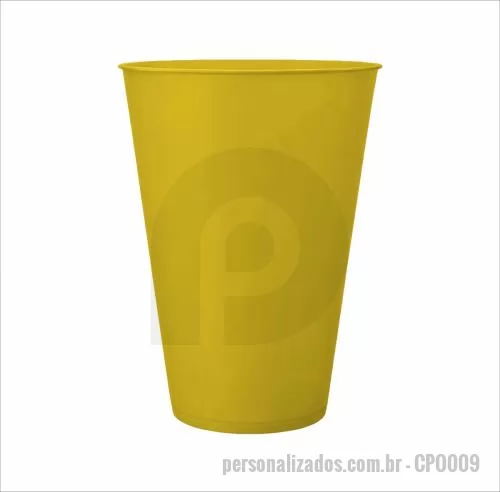 Copo personalizado - Copo com capacidade de 450 ml produzido em polipropileno, com peso aproximado de 27 gramas, altura de 12,4 cm, diâmetro da boca de 8,5 cm e base de 5,8 cm, desenvolvido para oferecer leveza, resistência e excelente desempenho no uso contínuo. Seu for