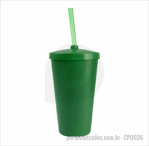 Copo personalizado - Copo com capacidade de 550 ml produzido em polipropileno, com peso aproximado de 45 gramas, altura de 14,5 cm, diâmetro da boca de 8,7 cm e base de 6,3 cm, acompanhado de tampa e canudo que proporcionam melhor vedação e praticidade no consumo de bebi
