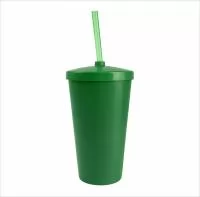 Copo com capacidade de 550 ml produzido em polipropileno, com peso aproximado de 45 gramas, altura de 14,5 cm, diâmetro da boca de 8,7 cm e base de 6,3 cm, acompanhado de tampa e canudo que proporcionam melhor vedação e praticidade no consumo de bebi