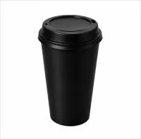 Copo com capacidade de 550 ml produzido em polipropileno, com peso aproximado de 50 gramas, altura de 14,5 cm, diâmetro da boca de 8,7 cm e base de 6,3 cm, acompanhado de tampa estilo MUG que auxilia na vedação e no controle do fluxo ao consumir bebi