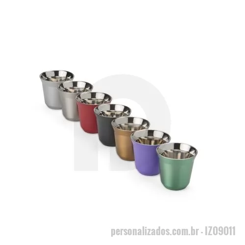 Copo térmico personalizado - Brinde os momentos inesquecíveis ou aprecie aquela pausa para o café com um copo à altura! Este copo isotérmico em inox com capacidade de 80ml é a opção ideal para marcar os bons momentos da vida, desde uma celebração até um momento mais tranquilo ou